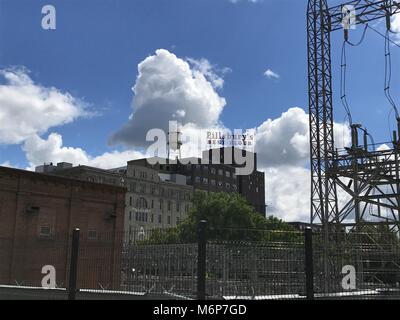 Minneapolis Minnesota - ca. 2017: Pillsbury Mühle entlang des Mississippi River im mittleren Westen der USA. Herstellung von Backwaren und Lebensmitteln. Stockfoto