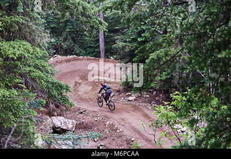 Mountainbiken in Whistler British Columbia Kanada BC Sommer Stockfoto