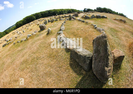 Ein Bild aus der Wikingerzeit Grabstätte Lindholm Høje in Dänemark in der Nähe von Aalborg. Stockfoto