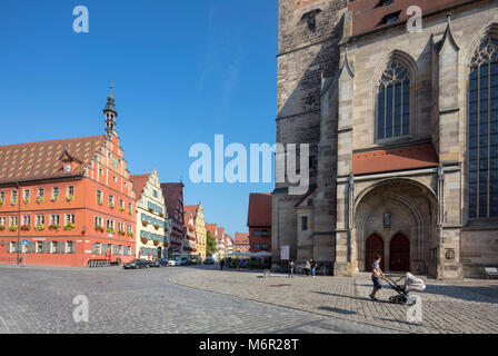 St. George's Münster gotischen Hallenkirche, Dinkelsbühl, Mittelfranken, Bayern, Deutschland Stockfoto