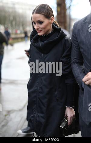 Olivia Palermo an der Valentino Show Paris Fashion Week - März 4, 2018 - Foto: Start- und Landebahn Manhattan/Michael Ip*** Für die redaktionelle Nutzung nur*** | Verwendung weltweit Stockfoto