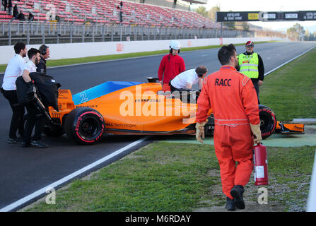 Barcelona, Spanien. 06 Mär, 2018. den McLaren von Stoffel Vandoorne während der Formel 1 Tests am Barcelona-Catalunya Schaltung, am 06. März 2018 in Barcelona, Spanien. Credit: Gtres Información más Comuniación auf Linie, S.L./Alamy leben Nachrichten Stockfoto