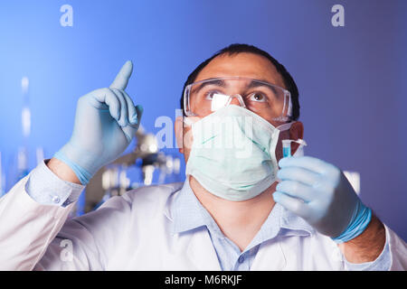 Wissenschaftler denken Stockfoto