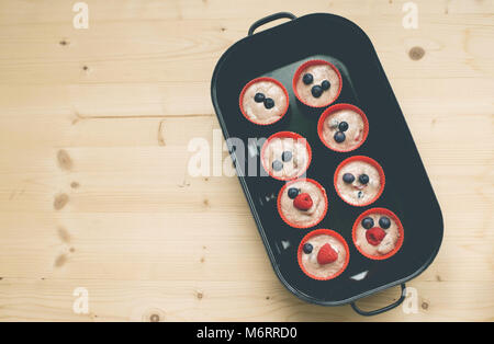 Vorbereitet für die Muffins gebacken in Bakenform. Stockfoto
