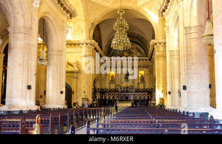 La Catedral de la Virgen María de la Inmaculada Concepción de La Habana - Innenraum Stockfoto