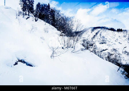 Ansicht um im Gala Yuzawa, Skyline, Japan. Stockfoto