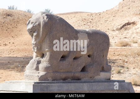 Bild der Statue der Löwe von Babylon in die antike Stadt Babylon, und der Löwe ist von harten Stein. Stockfoto