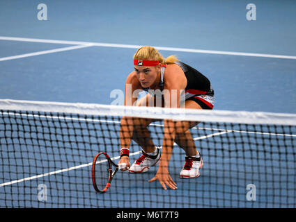 Timea Babos von Ungarn Partner mit yaroslava Shvedova Russlands in der Frauen verdoppelt auf der China Open Tennisturnier in Peking, Oktober 2016 Stockfoto