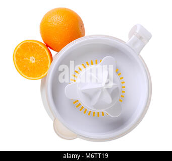Obst entsaften und Orangen isoliert auf weißem Stockfoto