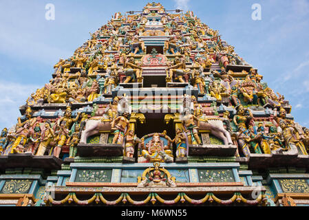 Horizontale Ansicht der Sri Manika Vinyagar Kovil Hindutempel in Colombo, Sri Lanka. Stockfoto