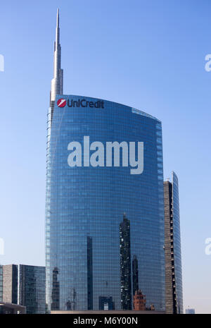 Mailand, Italien, 28. März 2017 - Iconic Wolkenkratzer "Unicredit Tower" in der modernen Gegend von Mailand in der Nähe von Garibaldi Bahnhof, Mailand, Italien Stockfoto