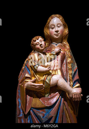 Gotische Statue der Jungfrau Maria (Madonna), mit denen das Baby Jesus. Polychrome und Blattgold auf Holz durch den Kreis der Gil de Siloe um 1500, Probabl Stockfoto