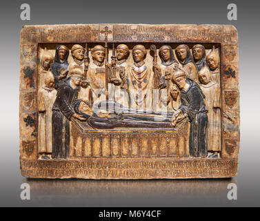 Gotischen katalanischen Marmor Relief aus dem Grab des Margarida Cadell, gestorben 1308, vom Kloster von Sant Domenee de Puigcerda, Cerdanya, Spanien. Stockfoto