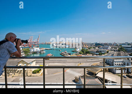 Horizontale Panoramablick über den Hafen von Colombo, Sri Lanka. Stockfoto