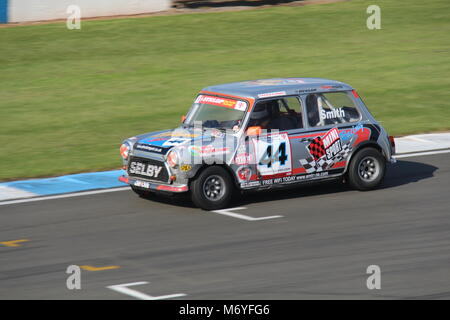 Mini 7 Racing in Donington Park Circuit Juli 2015 Stockfoto