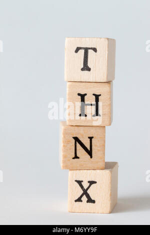 Holz- Würfel als WIEDERZUSEHEN, Akronym für schriftliche Dank Stockfoto