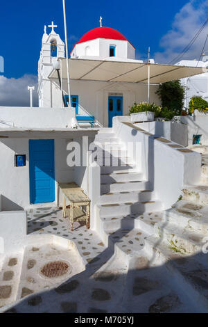 Typische Griechische weißen Kirche auf der Insel Mykonos, Griechenland Stockfoto