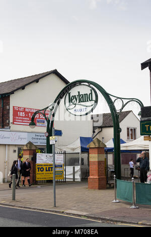 Eingang zum Leyland Markt auf Hough Lane, Leyland, Lancashire. Stockfoto