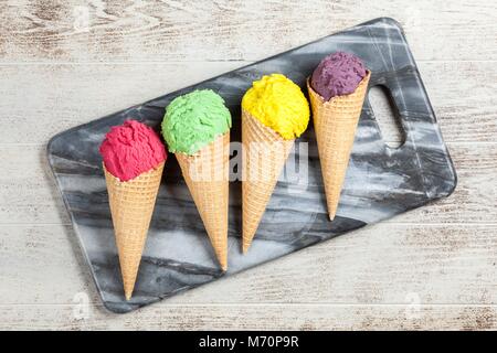Eiscreme-Kegel Stockfoto