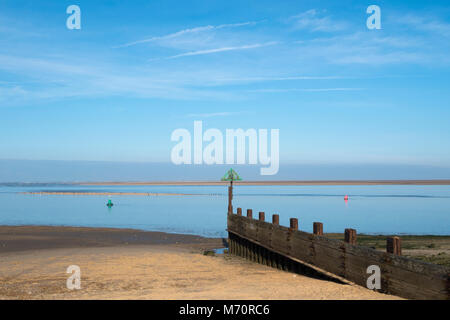 Der Blick aus der Nordsee vom Strand bei Wells-Next-The-Sea, North Norfolk, Großbritannien Stockfoto