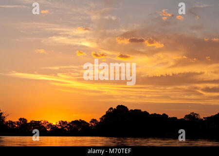 Sonne über den Murray River, Wentworth, Australien. Stockfoto