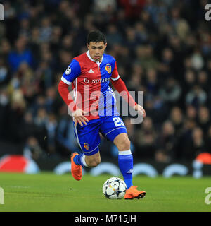 Manchester, Großbritannien. 7. März 2018, Champions League Runde 16 Leg 2, Manchester City gegen den FC Basel; Blas Riveros #25 von Basel Stockfoto