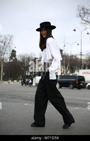 Paris, Frankreich. 06 Mär, 2018. Kieunse Ankunft auf dem Chanel Show Paris Fashion Week - März 6, 2018 - die Credit: Runway Manhattan/Valentina Ranieri *** Für die redaktionelle Nutzung nur*** | Verwendung weltweit/dpa/Alamy leben Nachrichten Stockfoto