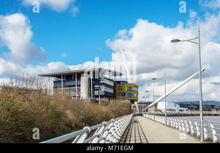 31089 Universität von South Wales Newport auf dem Fluss Usk Spaziergang, South East Wales Stockfoto