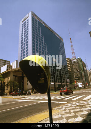 Ein öffentliches Telefon, der Avenida Paulista, Sao Paulo, Brasilien Stockfoto