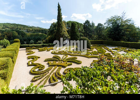 Spektakuläre Garten im französischen Stil aus zugeschnitten Buchsbaum, Buxus sempervirens, Mateus Palast, Vila Real Portugal Stockfoto