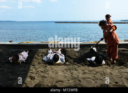 Eine einzigartige Sandbad an Kamegawa Onsen durch den Ozean in Beppu. Stockfoto