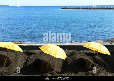 Eine einzigartige Sandbad an Kamegawa Onsen durch den Ozean in Beppu. Stockfoto