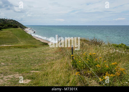 Anzeigen von Heather Hill über die moräne Klippe in Richtung Kattegat Küste Stockfoto