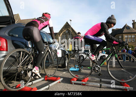 Tour de Yorkshire 2016 Vorbereitung für die Frauen, die Etappe der Tour de Yorkshire Stockfoto