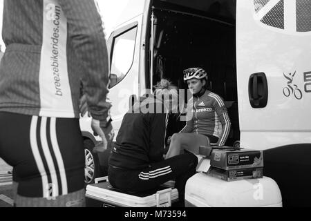 Tour de Yorkshire 2016 Vorbereitung für die Frauen, die Etappe der Tour de Yorkshire Stockfoto