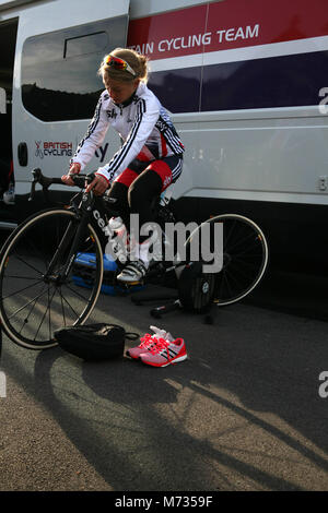 Tour de Yorkshire 2016 Vorbereitung für die Frauen, die Etappe der Tour de Yorkshire Emma Pooley Stockfoto