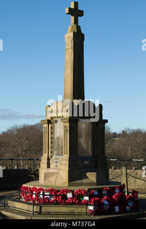 Das Kriegerdenkmal auf dem Gelände des Knaresborough Castle, North Yorkshire, England, UK. Stockfoto