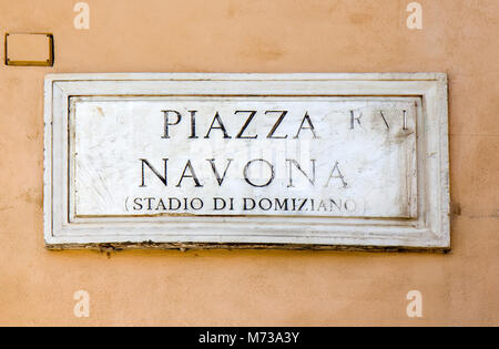 Straßenschild der Piazza Navona in Rom, Italien Stockfoto