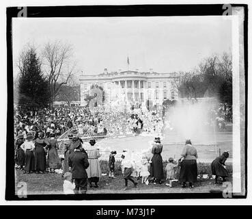 Osterei rolling, 1921 LOC npcc. 03837 Stockfoto