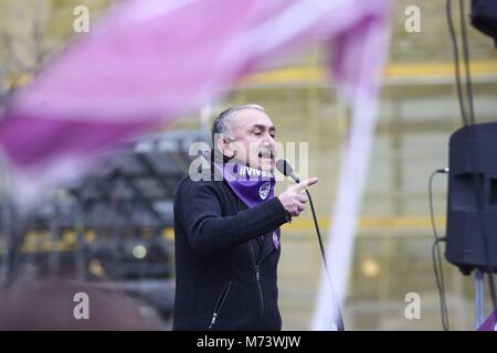 UNAI SORDO Y PEPE ALVAREZ PARTICIPAN EN LA CONCENTRACION POR LA HUELGA FEMINISTA EN LA PLAZA DE CIBELES, EN MADRID 08/03/2018 Erste Feminismus Generalstreik in Spanien während des 8. März, Frau Internationaler Tag, Spanien EP 888/Cordon drücken Sie Stockfoto