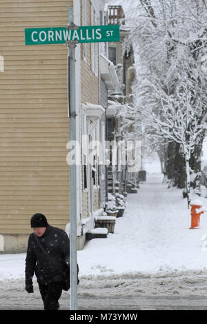 Halifax, Kanada. 8 Mär, 2018. Eine späte winter Sturm holt unordentlich Wetter nach Halifax, N.S., Jan. 08, 2018. Quelle: Lee Brown/Alamy leben Nachrichten Stockfoto