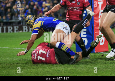 Leeds, Großbritannien. 8 Mär, 2018. 8 Headingley Stadium, Leeds, England; Betfred Super League, Runde 5, Leeds Rhinos versus Rumpf FC; Dekan Hadley von Hull FC geht über für einen Versuch der Credit: Aktuelles Bilder/Alamy leben Nachrichten Stockfoto