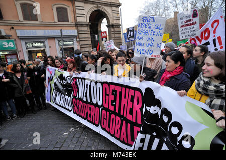 Rom, Italien. 8. März, 2018. Tag der Frauen in Rom. Credit: Vito Arcomano/Alamy leben Nachrichten Stockfoto