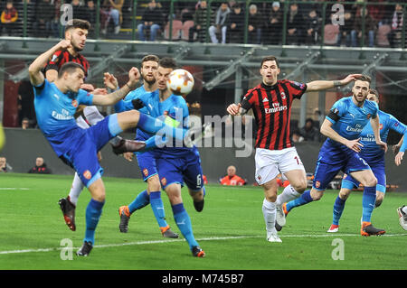 Mailand, Italien. 8. März, 2018. Während dem Spiel UEFA Europa League zwischen AC Mailand und FC Arsenal FCat Meazza Stadion. 8. Mars 2018 Credit: FABIO UDINE/Alamy leben Nachrichten Stockfoto