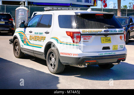 Ein Collier County Sheriff's Fahrzeug in Everglades City, Florida, USA Stockfoto