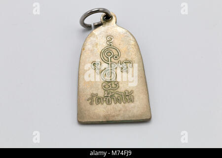 Bild von Buddha, auf weißem Hintergrund, Buddha Statue Buddha Bild verwendet als Amulette des Buddhismus Religion. Stockfoto