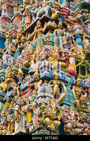 Vertikale Ansicht der Sri Manika Vinyagar Kovil Hindutempel in Colombo, Sri Lanka. Stockfoto