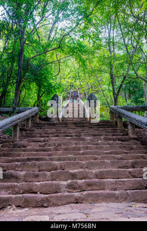 Treppe zum Wat Banan Tempel, in Battambang, Kambodscha Stockfoto