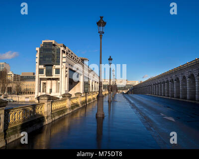 Finanzministerium , Pont de Bercy , Paris, Frankreich, Europa Stockfoto