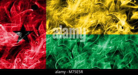 Guinea-Bissau rauch Flagge Stockfoto